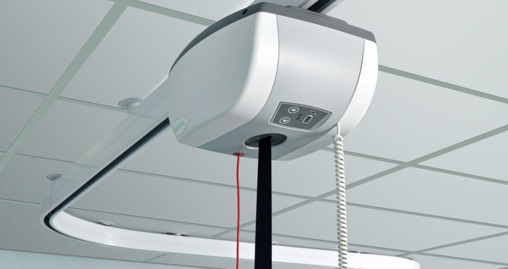 Ceiling mounted patient lift
